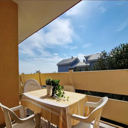 Lovely Flat In A Seafront Building Appartamento