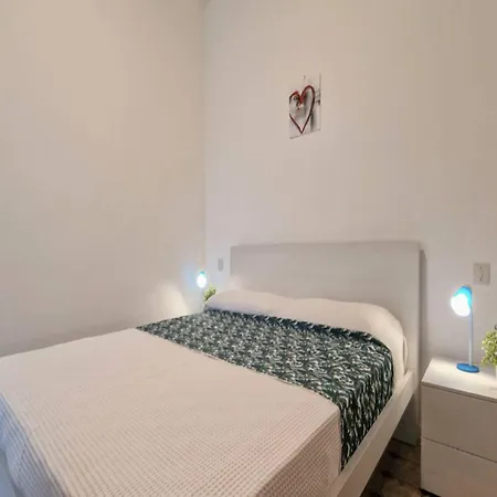 Lovely Flat In A Seafront Building Appartamento