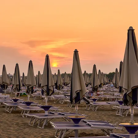 Appartamento Lovely Flat In A Seafront Building Bibione