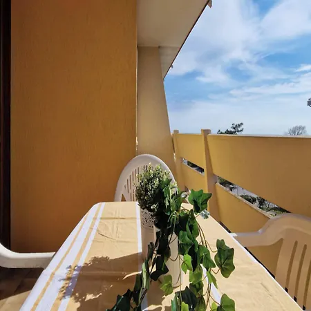 Appartamento Lovely Flat In A Seafront Building *