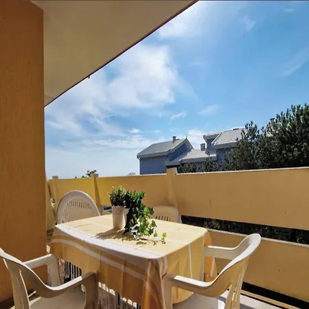 Lovely Flat In A Seafront Building Bibione