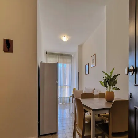 Lovely Flat In A Seafront Building Appartamento