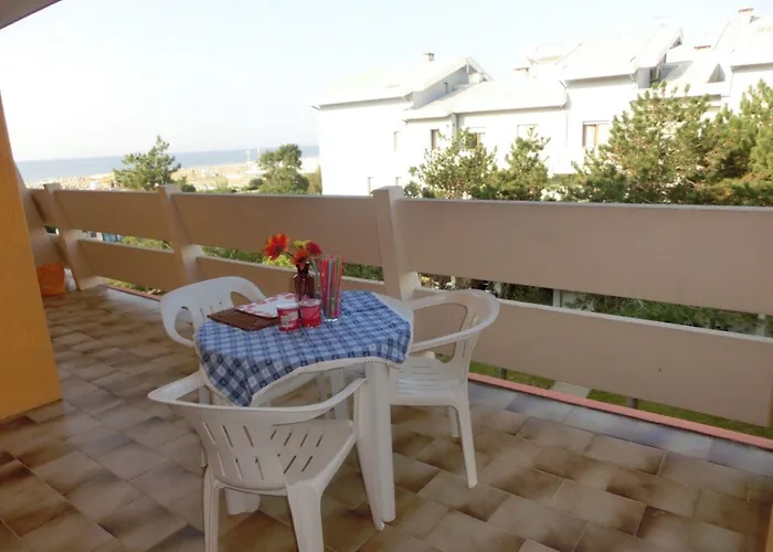 Lovely Seaview Flat-beahost *